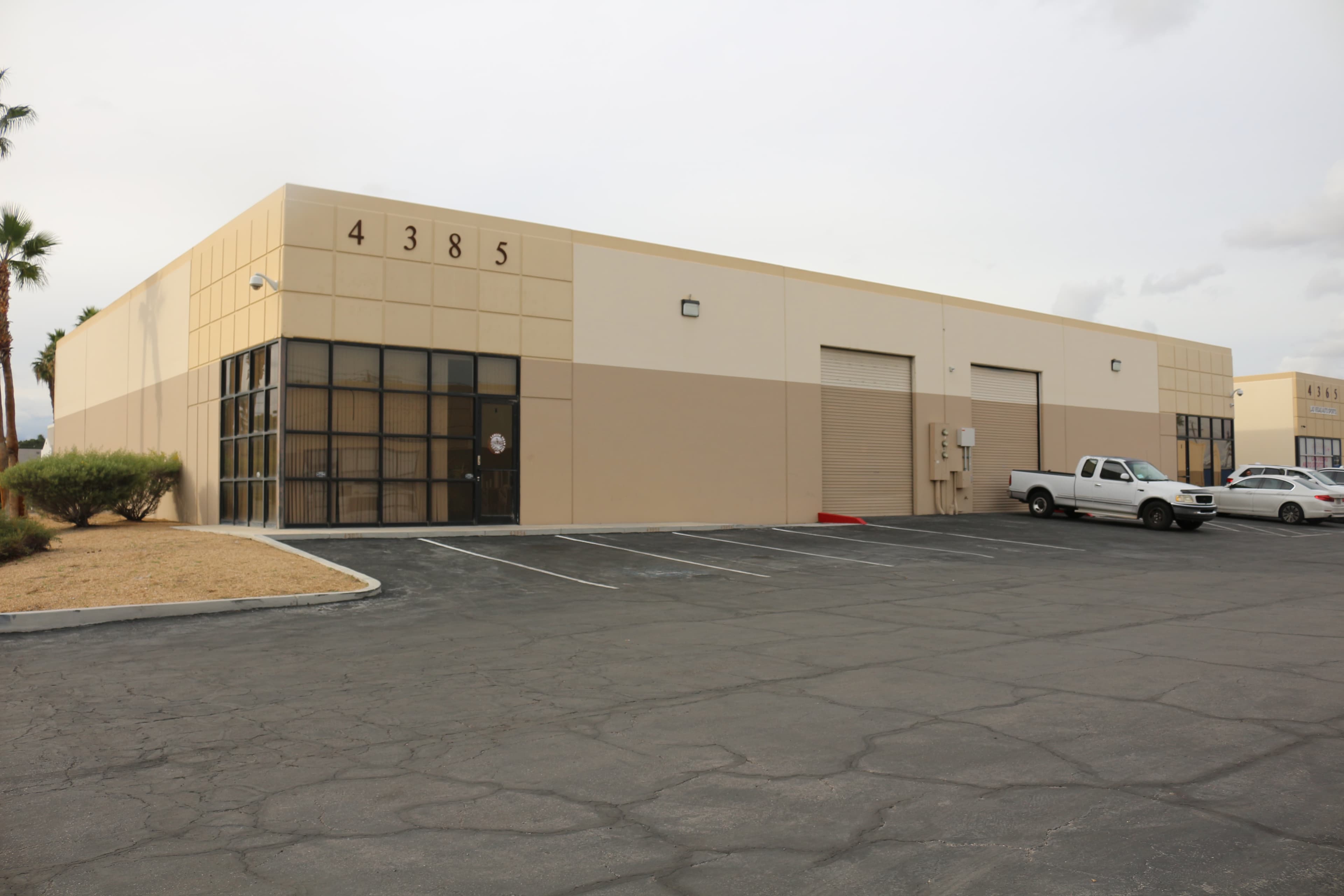 Santoli Business Park thumbnail 3