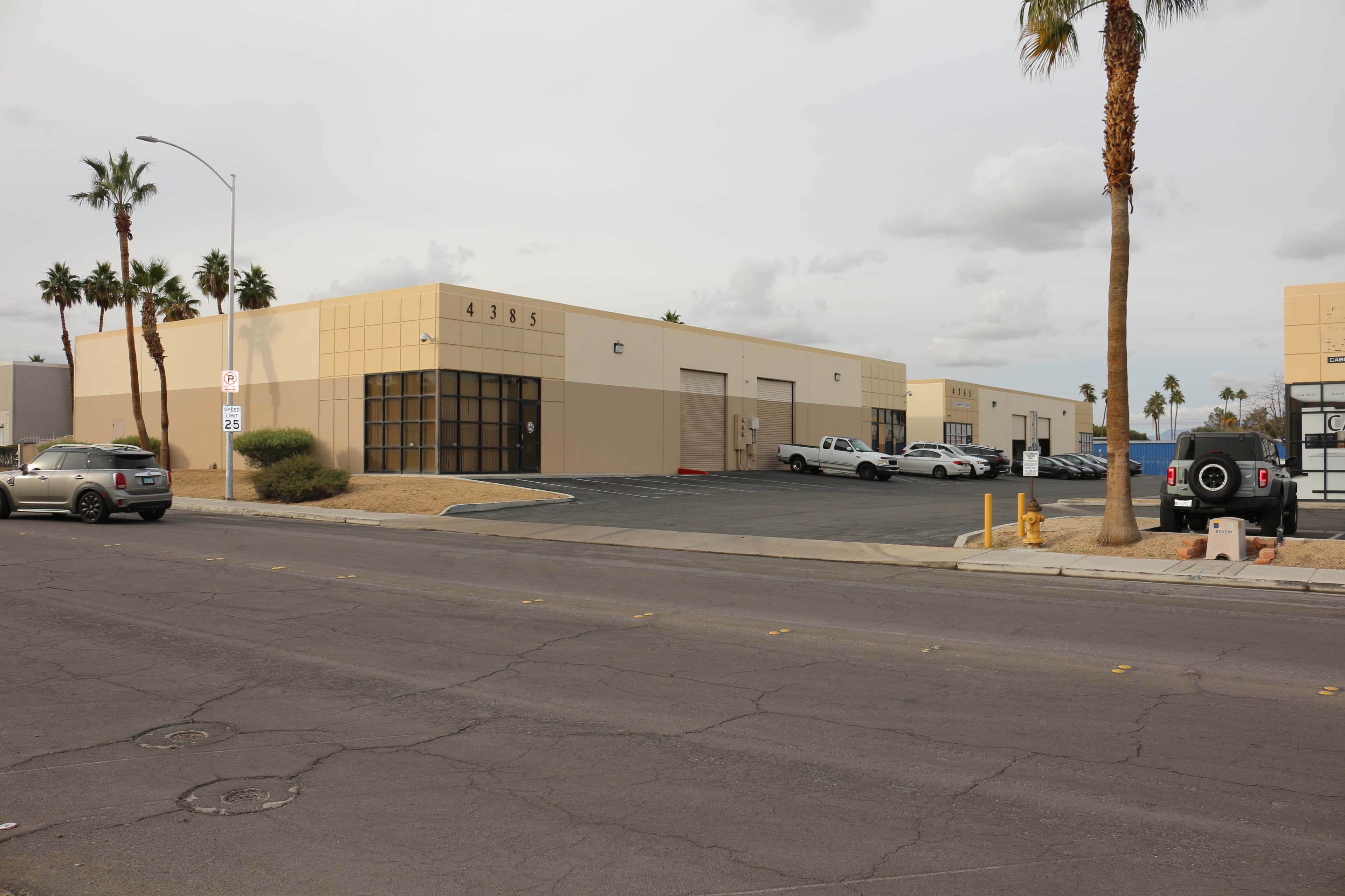 Santoli Business Park thumbnail 4