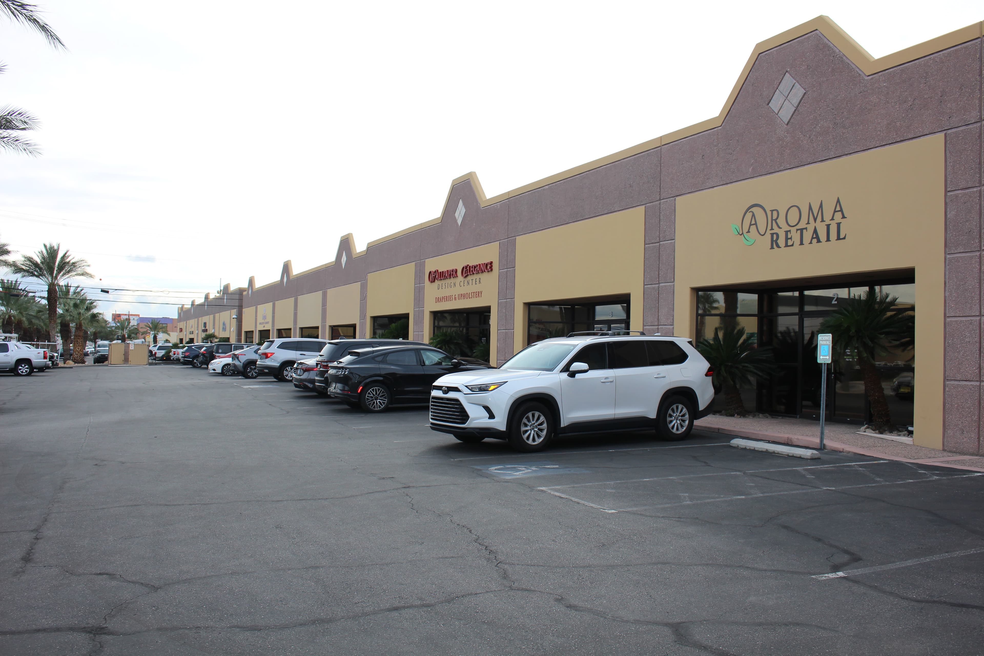 Santoli Commerce Center thumbnail 4